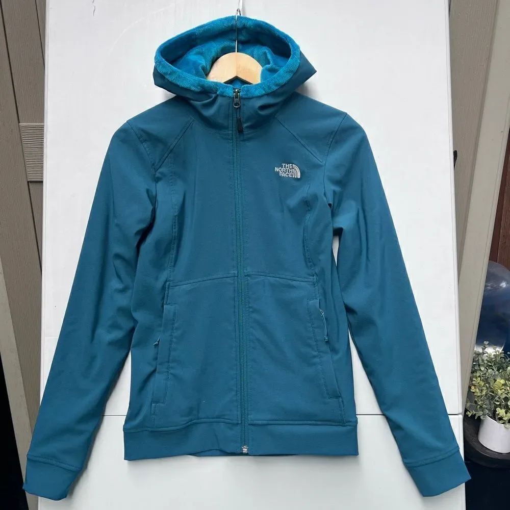 The North Face Women's Blue and Navy Jacket XS